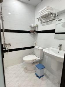 Koupelna v ubytování Ngọc Anh Hotel