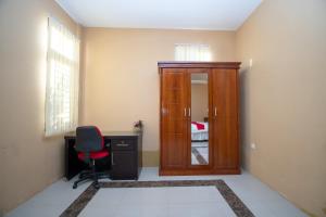 Fotografie z fotogalerie ubytování RedDoorz Syariah @ Jalan Gajah Mada Meulaboh v destinaci Meulaboh