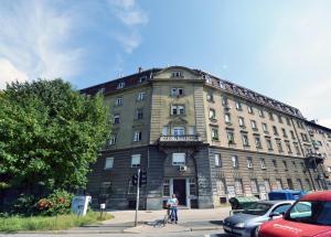 Afbeelding uit fotogalerij van Block Apartment in Zagreb