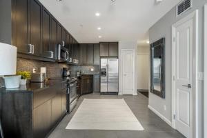 Gallery image of City View 1BR Downtown Calgary in Calgary