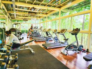 Fitness centrum a/nebo fitness zařízení v ubytování Cyberjaya & Putrajaya VERDI Nature 5 Plus 2 PAX Fully Air-CON