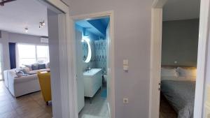 Ένα μπάνιο στο Vicky's place +50 φωτογραφίες