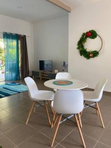 Imagine din galeria proprietății Ana iti Lodge PAEA Tahiti în Paea +2 fotografii