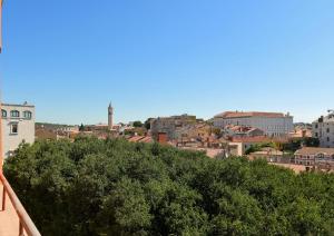 Výhľad na mesto Pula alebo výhľad na mesto priamo z apartmánu