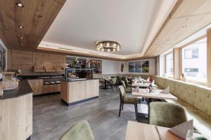 Posezení v ubytování Hotel Neuwirt