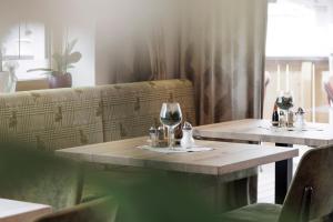 Hotel Neuwirt italokat is kínál