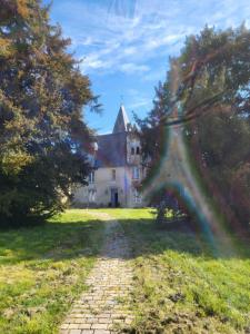 Fotografia z galérie ubytovania ANCIEN PRESBYTERE v destinácii Coulans-sur-Gée