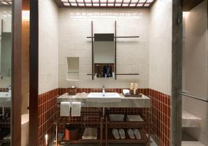 Ένα μπάνιο στο Ad Lib Hotel Khon Kaen