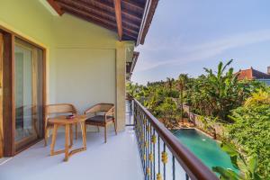 Balkón nebo terasa v ubytování Narada Suite & Villa