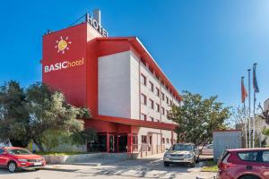 Clădirea în care este situat/ăhotelul