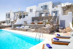 Villa con piscina y casa en MYKONOS-ORNOS -VILAS ANGEL ALICE DEMI -POOL HOLIDAYS with VIEW en Mykonos ciudad