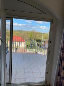 A balcony or terrace at Lilium Villa Hévíz