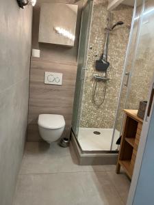 Phòng tắm tại maison 6 personnes villa sofia +14 ảnh