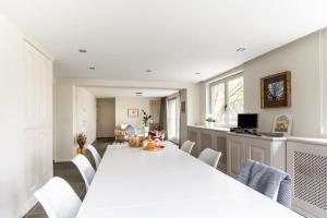 Et tv og/eller underholdning på Arthurs Palace