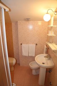 Ванная комната в Via Mameli 5