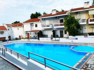 Piscina a Lemon Maissonette Siviri Halkidiki o a prop
