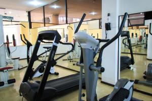 Academia e/ou comodidades em Marques Plaza Hotel