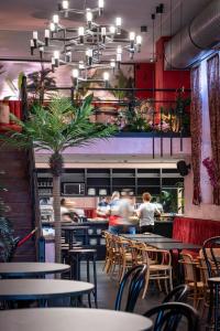 A restaurant or other place to eat at Hotel Mika Downtown