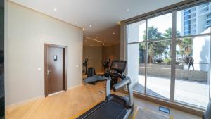 Fitness centrum a/nebo fitness zařízení v ubytování Bright Deluxe Studio canal view - Special offer