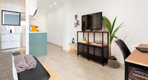 A kitchen or kitchenette at Oleti Studio Granada