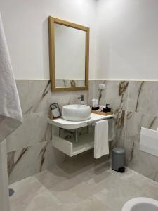 Bilik mandi di Pompei via Roma Suite