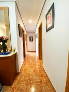 Imagen de la galería de Rooms in Valencia Great Location in Shared Apartment, en Valencia