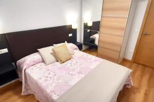 Zdjęcie z galerii obiektu APARTAMENTO PLAYA FOZ VISTAS AL MAR w mieście Foz