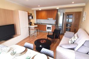 Zdjęcie z galerii obiektu APARTAMENTO PLAYA FOZ VISTAS AL MAR w mieście Foz