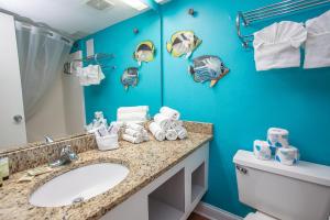 Vannituba majutusasutuses Direct Oceanfront Sea Mist Resort 21105 +26 fotot