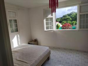 Postel nebo postele na pokoji v ubytování Villa familiale avec piscine + 8 fotografií