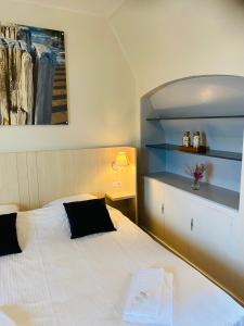 Postel nebo postele na pokoji v ubytování Villa La Dune - Ontbijt & parking inclusief