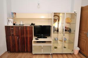 A kitchen or kitchenette at Ahmet Efendi Evi
