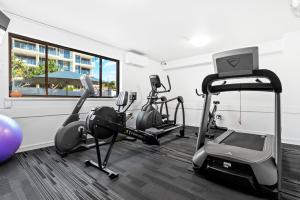 Fitness centrum a/nebo fitness zařízení v ubytování Windward Apartments