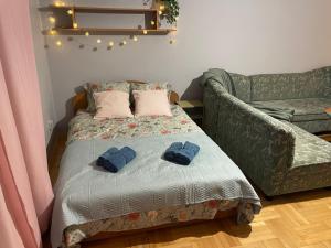Llit o llits en una habitació de Pokoje do wynajęcia - Podwisłocze 8a