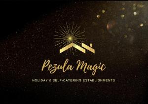 un logotipo para unas vacaciones magnéticas de pynua y un establecimiento independiente en Pezula Magic Escape - Guest House - No Loadshedding en Knysna