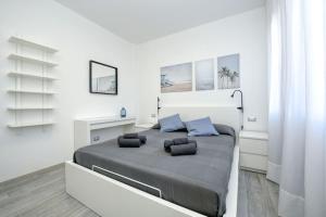 Ένα ή περισσότερα κρεβάτια σε δωμάτιο στο Virgo Suite Apartment