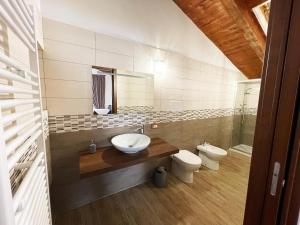 Vonios kambarys apgyvendinimo įstaigoje Tenuta Morrone