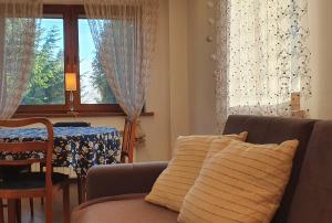 Φωτογραφία από το άλμπουμ του "PRZY PARKU" Dom nad morzem z werandą i ogrodem σε Stegna