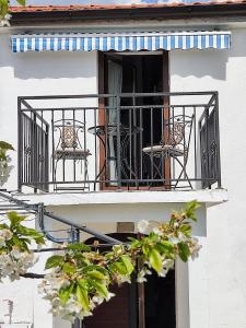 A balcony or terrace at Ema 2