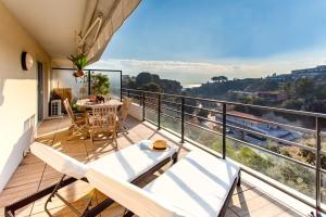 Balkon lub taras w obiekcie L8 Calm, panoramic Sea View withTerrace, Parking & AC