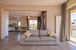 Kuchyňa alebo kuchynka v ubytovaní CASA MATILDE - Appartamento Vista Mare - con posto auto