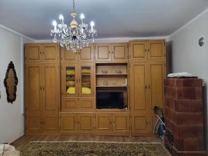 TV a/nebo společenská místnost v ubytování Kaza apartment