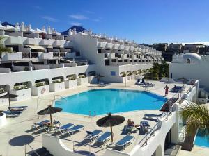 Bazén v ubytování TENERIFE PARADISE Costa Adeje nebo v jeho okolí