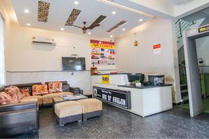 Posezení v ubytování FabHotel Airport Avalon - Nr IGI Airport New Delhi