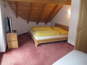 Fotografia z galérie ubytovania Apartment Schmiedbach by Interhome v destinácii Sankt Anton am Arlberg