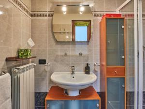 Fotografia z galérie ubytovania Holiday Home Aaron by Interhome v destinácii Tremosine Sul Garda