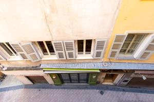 L23 Rossetti Old town 3 min to the SEA/AC & WIFI