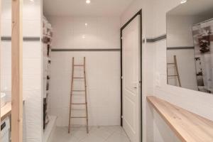 L23 Rossetti Old town 3 min to the SEA/AC & WIFI