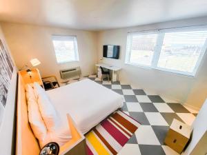 Μια τηλεόραση ή/και κέντρο ψυχαγωγίας στο The Asbury Hotel