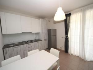 A kitchen or kitchenette at Apartment Veranda by Interhome